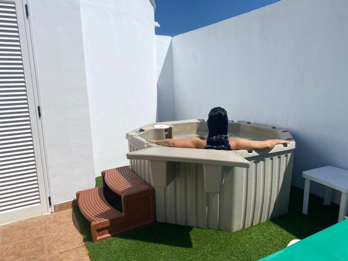 Vila La Duomo Di Vulcano Playa Honda  Exteriér fotografie